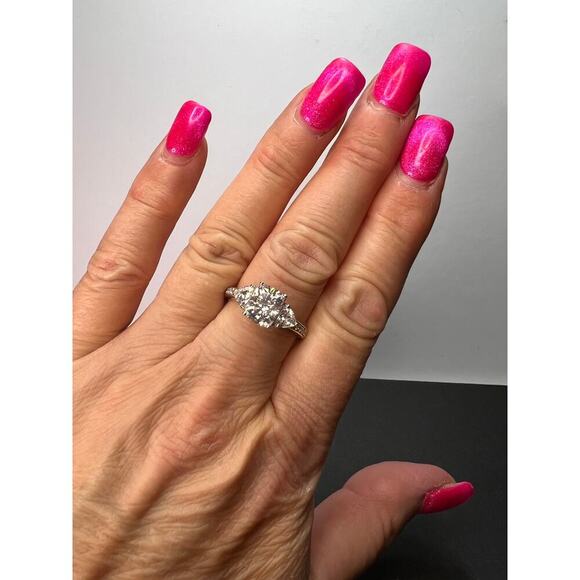 White cubic zirconia platinum over sterling silver ring size 9 - Picture 7 of 11